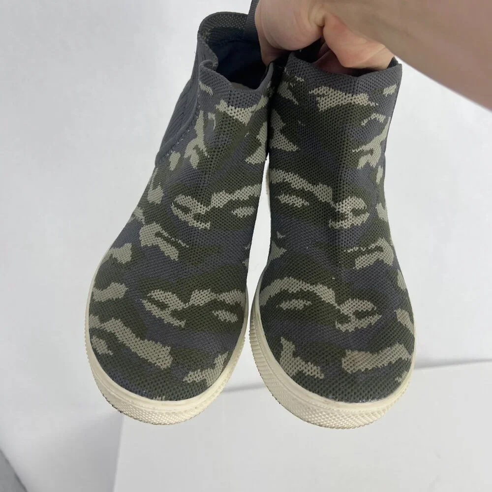 Torrid Shoes Sneakers Wedge High Tops Canvas‎ Sock Pull On Camouflage Green Gray
